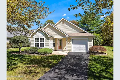 9 Skylark Lane, Lakewood, NJ 08701 - Photo 2
