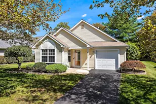 9 Skylark Ln, Lakewood, NJ 08701 - Photo 2