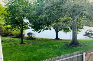 14 Cooper Ct, Freehold, NJ 07728 - Photo 4