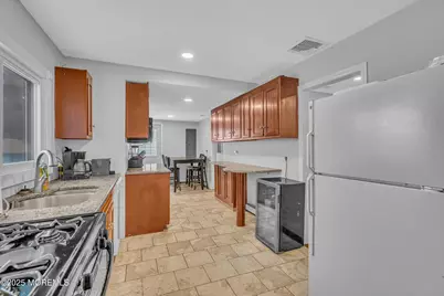 20 Venetian Court, Toms River Township, NJ 08753 - Photo 12