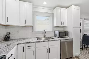 39 Chesterfield Ln, Toms River Township, NJ 08757 - Photo 16