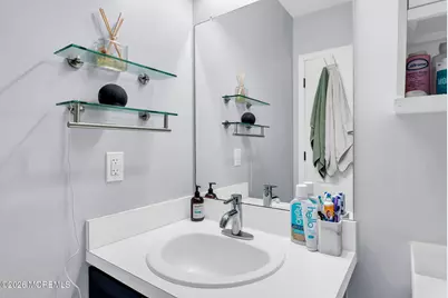 10 Topeka Court, Tinton Falls, NJ 07712 - Photo 24