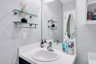 10 Topeka Ct, Tinton Falls, NJ 07712 - Photo 24
