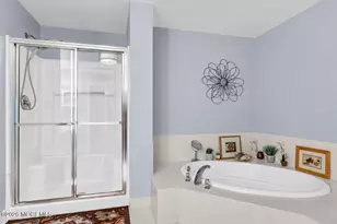 10 Topeka Ct, Tinton Falls, NJ 07712 - Photo 16