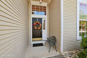 487 Huntington Dr, Jackson, NJ 08527 - Photo 4