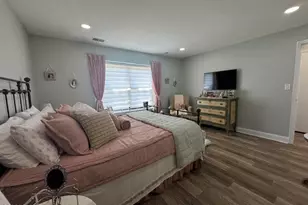 11 Interlaken Ct, Freehold, NJ 07728 - Photo 10