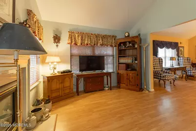 10 Wellington Lane, Lakewood, NJ 08701 - Photo 6