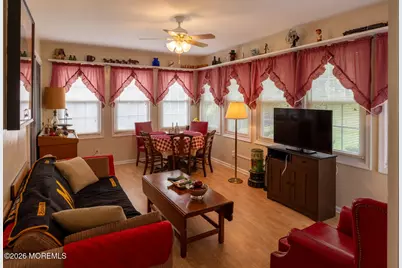 10 Wellington Lane, Lakewood, NJ 08701 - Photo 4