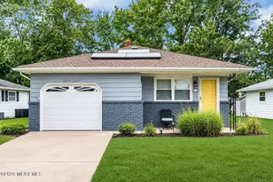 37 Scarborough Pl, Toms River Township, NJ 08757 - Photo 1