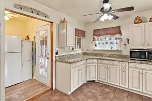 15 Washington Ave, Leonardo, NJ 07737 - Photo 8