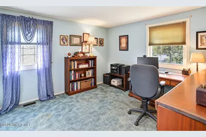21 Totem Road, Freehold, NJ 07728 - Photo 20