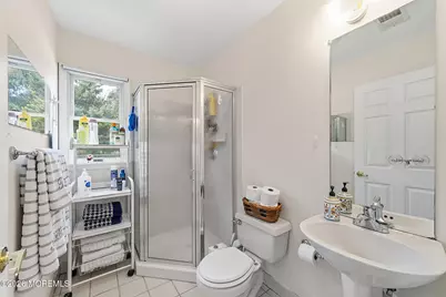 1 Launcelot Lane, Jamesburg, NJ 08831 - Photo 16