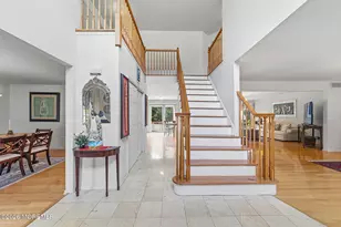 1 Launcelot Ln, Jamesburg, NJ 08831 - Photo 4