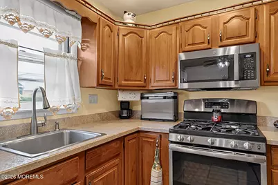 258 Forsgate Drive, Jamesburg, NJ 08831 - Photo 10