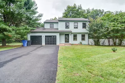 195 Edgemere Court, Toms River Township, NJ 08755 - Photo 2