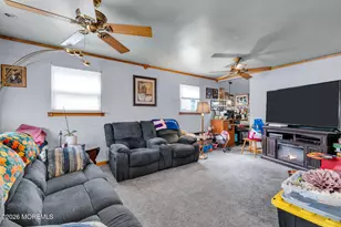1416 Jeffrey St, Lakewood, NJ 08701 - Photo 10