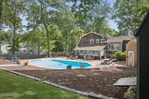 7 Sandspring Dr, Eatontown, NJ 07724 - Photo 38