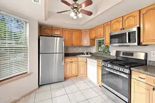 23 Cloister Ct, Old Bridge Township, NJ 08857 - Photo 6