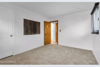 341 Middle Road, Hazlet Township, NJ 07730 - Photo 16