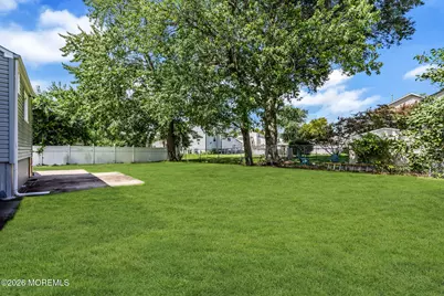 341 Middle Road, Hazlet Township, NJ 07730 - Photo 30