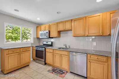 341 Middle Road, Hazlet Township, NJ 07730 - Photo 8