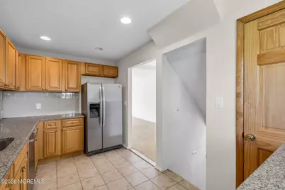 341 Middle Road, Hazlet Township, NJ 07730 - Photo 10