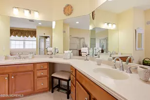 405 Edinburgh Pl, Marlboro Township, NJ 07746 - Photo 22