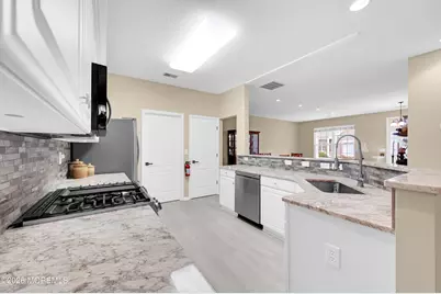 65 Golden Willows Avenue, Lakewood, NJ 08701 - Photo 12
