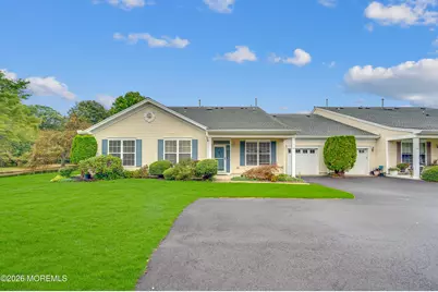 65 Golden Willows Avenue, Lakewood, NJ 08701 - Photo 2