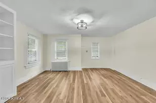 27 Spring St, Freehold, NJ 07728 - Photo 8