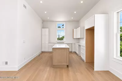 24 W Carolina Avenue, Long Beach Township, NJ 08008 - Photo 4