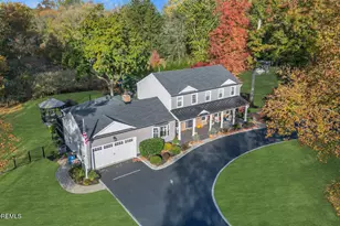9 Stevens Dr, Holmdel, NJ 07733 - Photo 50