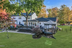 9 Stevens Dr, Holmdel, NJ 07733 - Photo 52