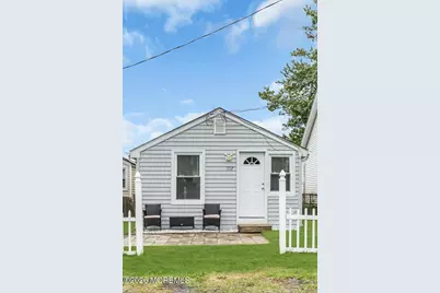 337 Shoreland Circle, Laurence Harbor, NJ 08879 - Photo 2