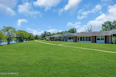 605B Lake Point Drive #B, Lakewood, NJ 08701 - Photo 6