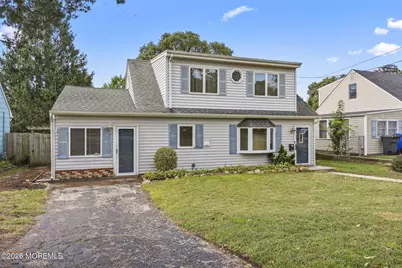 21 Fairway Drive, Toms River Township, NJ 08753 - Photo 2