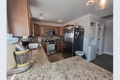 47 Gregg Drive, Manahawkin, NJ 08050 - Photo 2