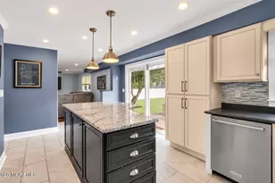 30 Overhill Dr, Marlboro Township, NJ 07746 - Photo 22