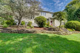 314 Sweetmans Ln, Millstone Township, NJ 08535 - Photo 4