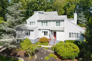 314 Sweetmans Ln, Millstone Township, NJ 08535 - Photo 2