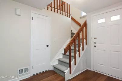 71 Malibu Drive, Eatontown, NJ 07724 - Photo 4