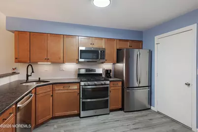 71 Malibu Drive, Eatontown, NJ 07724 - Photo 14