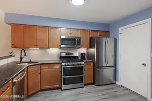 71 Malibu Dr, Eatontown, NJ 07724 - Photo 14