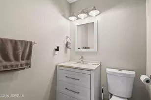 8 Deptford Ct, Freehold, NJ 07728 - Photo 12