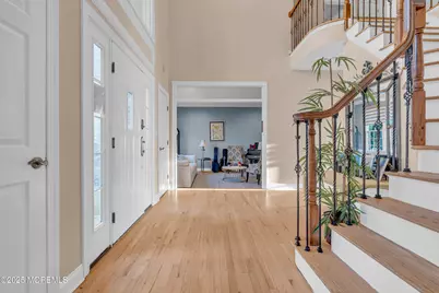 21 Old Queens Court, Eatontown, NJ 07724 - Photo 4