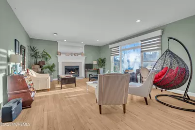 21 Old Queens Court, Eatontown, NJ 07724 - Photo 10