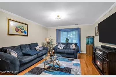 402 Silver Court, Hamilton Square, NJ 08690 - Photo 8