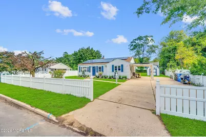 27 Terry Lane, Tinton Falls, NJ 07724 - Photo 4