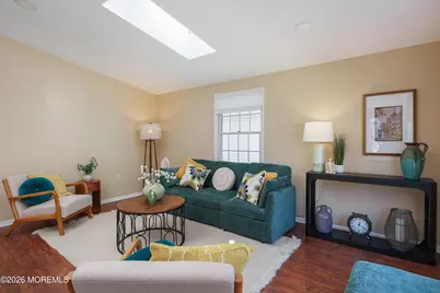 16 Pine Tree Lane, Manalapan Township, NJ 07726 - Photo 4
