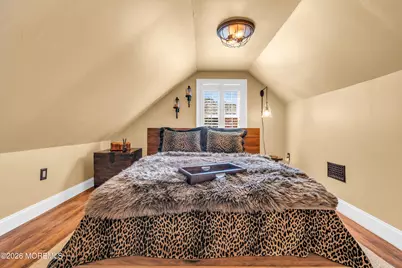 542 Clinton Avenue, Belford, NJ 07718 - Photo 22